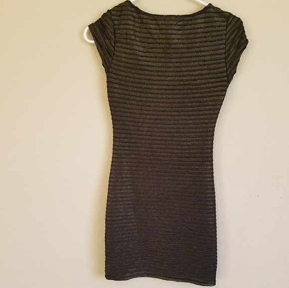 Windsor black and gold shiny dress - Picture 3 of 5